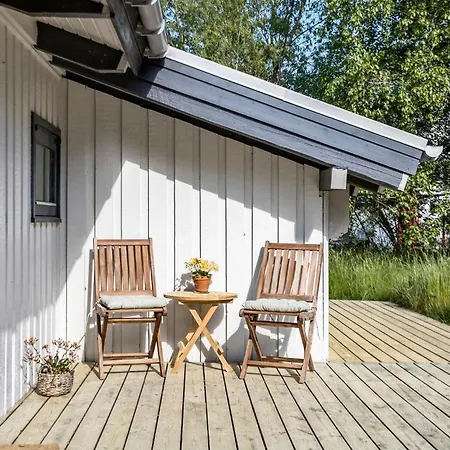 Gorgeous In With Kitchen Holiday home